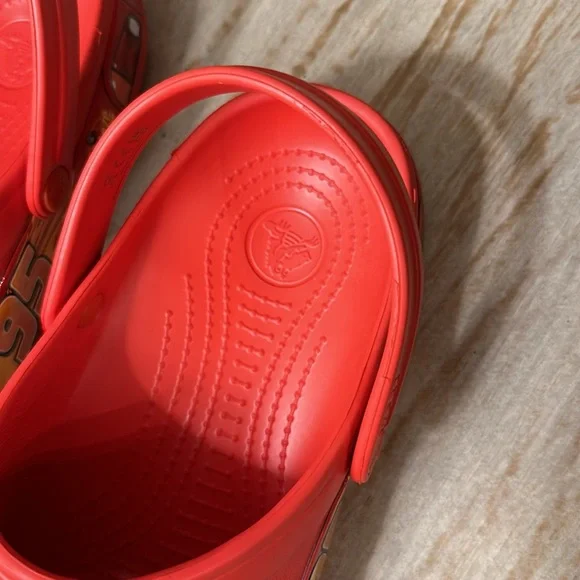 Crocs - Lightning McQueen/Adult - NWT! - Picture 5 of 10